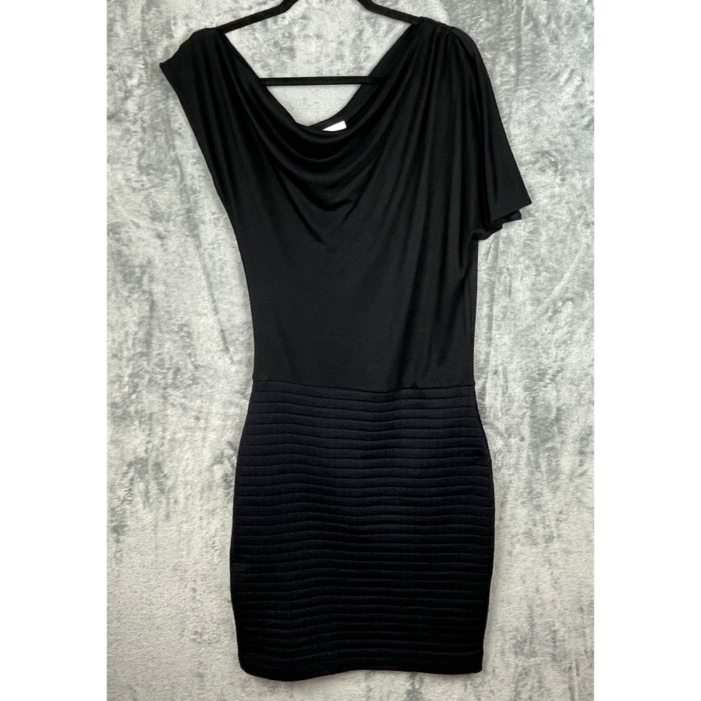 Reiss Freda Dress Womens US 4 Black Drapey Asymmetrical Sleeve Quilted Bottom